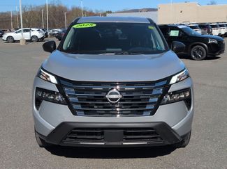 Used 2025 Nissan Rogue S video 2