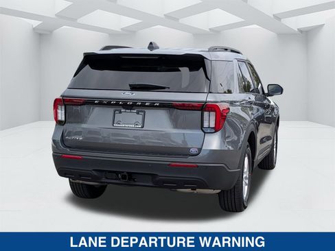 New 2026 Ford Explorer Active image 5