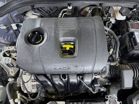 Used 2019 Hyundai Elantra SEL image 36