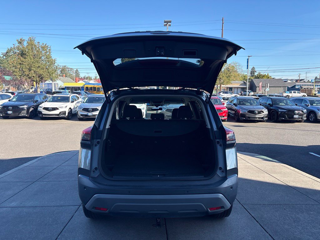 Used 2022 Nissan Rogue SV AWD/4WD image 8