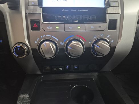 Used 2021 Toyota Tundra SR5 AWD/4WD image 32