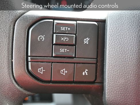 Used 2025 Ford F250 XLT image 11