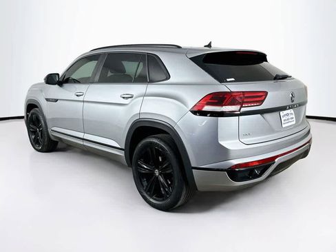 Used 2023 Volkswagen Atlas Cross Sport SEL R-Line AWD/4WD image 4