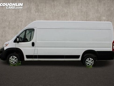 New 2024 RAM ProMaster 3500 w/ Quick Order Package 22G SLT image 6