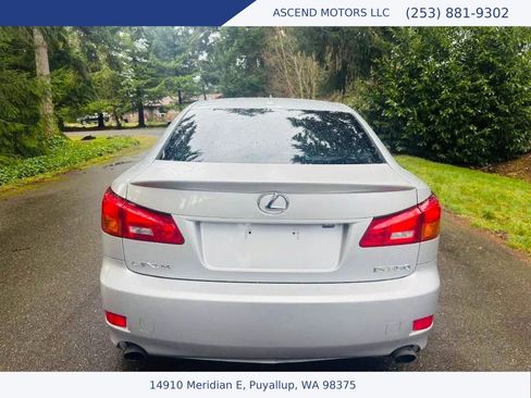 Used 2008 Lexus IS 350 image 4