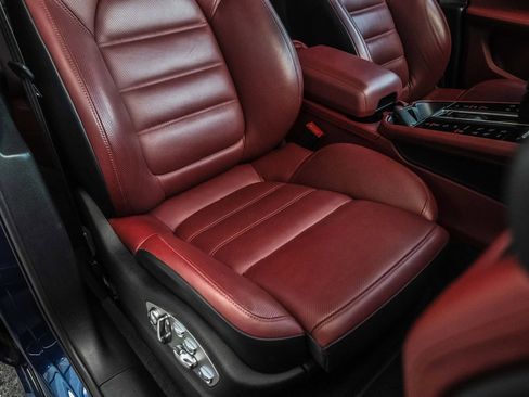 Used 2022 Porsche Macan GTS AWD/4WD image 41