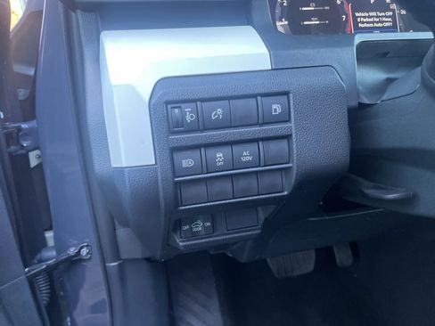 Used 2024 Toyota Tacoma TRD Off-Road image 21