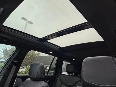 New 2025 Cadillac XT6 Premium Luxury w/ Technology Package image 9