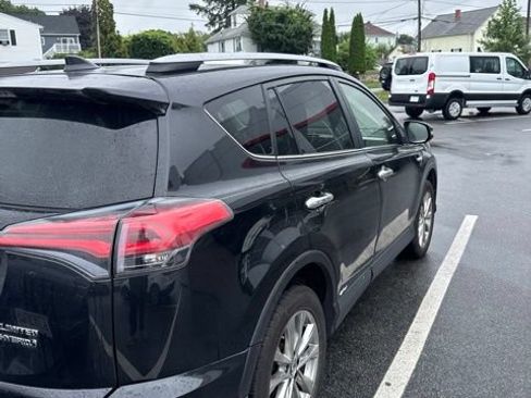 Used 2017 Toyota RAV4 Limited w/ Advanced Technology Package AWD/4WD image 3