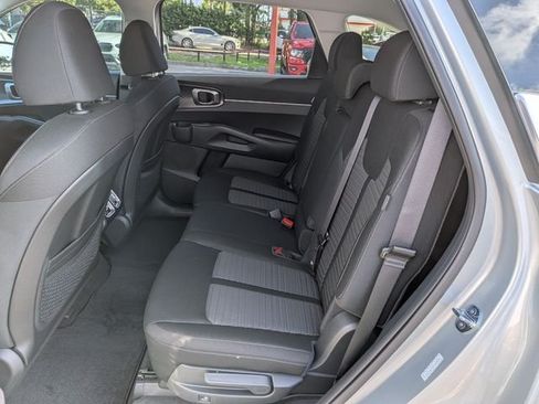 New 2026 Kia Sorento LX FWD image 16