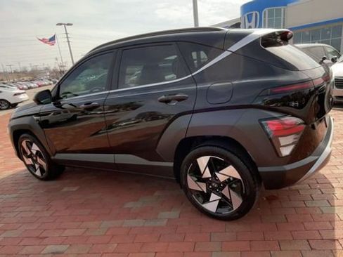 Used 2024 Hyundai Kona Limited FWD image 7
