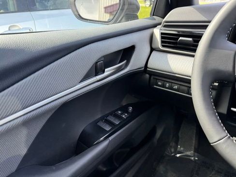 Certified 2025 Toyota Camry SE AWD/4WD image 31