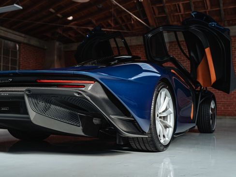 Used 2020 McLaren Speedtail image 43