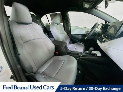 Used 2026 Toyota Corolla SE FWD image 32