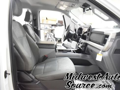 Used 2024 Ford F250 XLT w/ XLT Premium Package AWD/4WD image 34