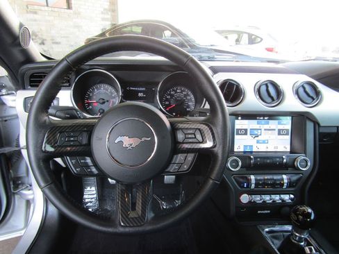 Used 2016 Ford Mustang GT Premium RWD image 15