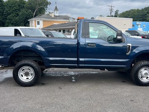 Used 2018 Ford F250 XL w/ Power Equipment Group AWD/4WD image 6