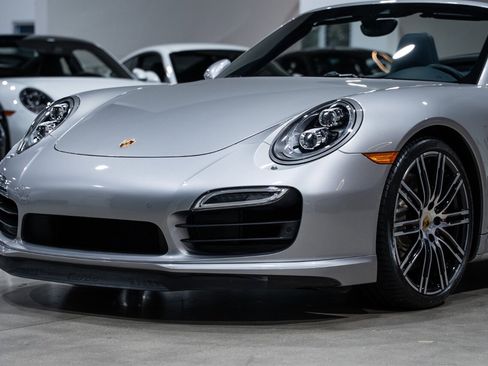 Used 2015 Porsche 911 Turbo w/ Sport Chrono Package AWD/4WD image 67