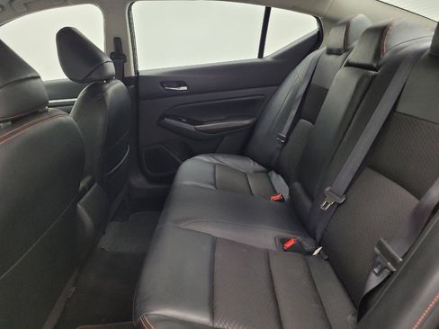 Used 2024 Nissan Altima 2.5 SR FWD image 18