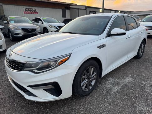 Used 2020 Kia Optima LX FWD image 1