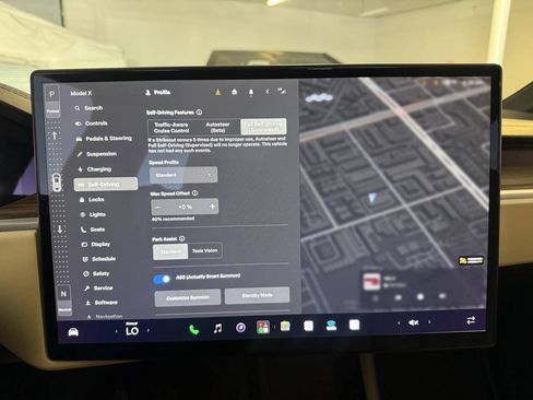 Used 2023 Tesla Model X AWD/4WD image 35