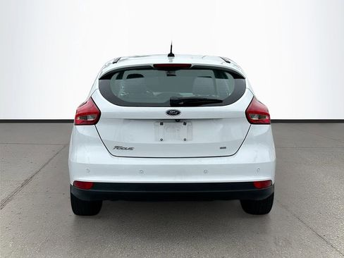 Used 2015 Ford Focus SE w/ Equipment Group 201A image 6