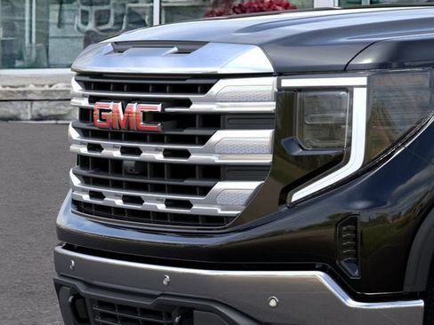 New 2026 GMC Sierra 1500 SLE w/ Preferred Package AWD/4WD image 13