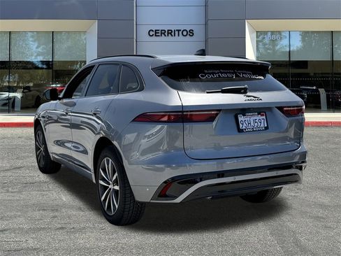 Used 2025 Jaguar F-PACE R-Dynamic S image 5