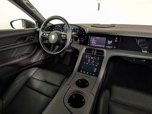 Certified 2022 Porsche Taycan 4S AWD/4WD image 21