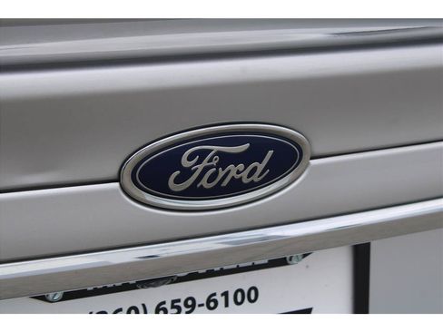 Used 2017 Ford Fusion Titanium AWD/4WD image 38