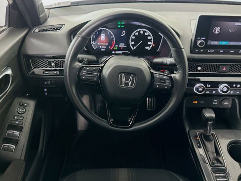 Used 2023 Honda Civic Sport image 17