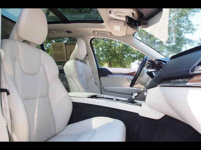 Used 2019 Volvo XC90 T6 Momentum w/ Protection Package Premier AWD/4WD image 13
