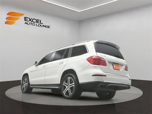 Used 2016 Mercedes-Benz GL 450 4MATIC w/ Premium I Package image 40