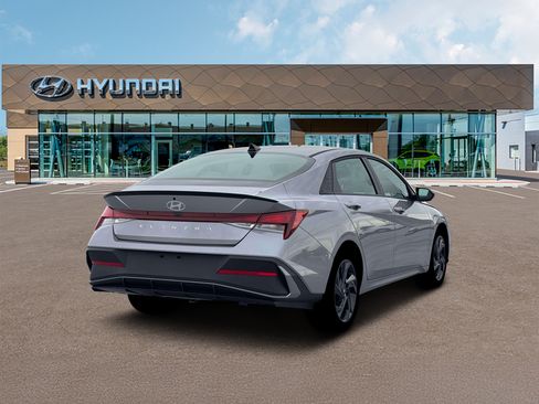 New 2026 Hyundai Elantra Sport FWD image 7
