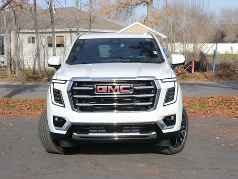 New 2026 GMC Yukon Elevation image 2