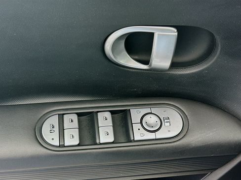 Used 2024 Hyundai Ioniq 5 SEL RWD image 15