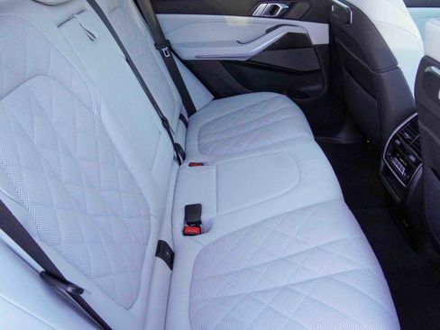 Certified 2025 BMW X5 M60i image 37