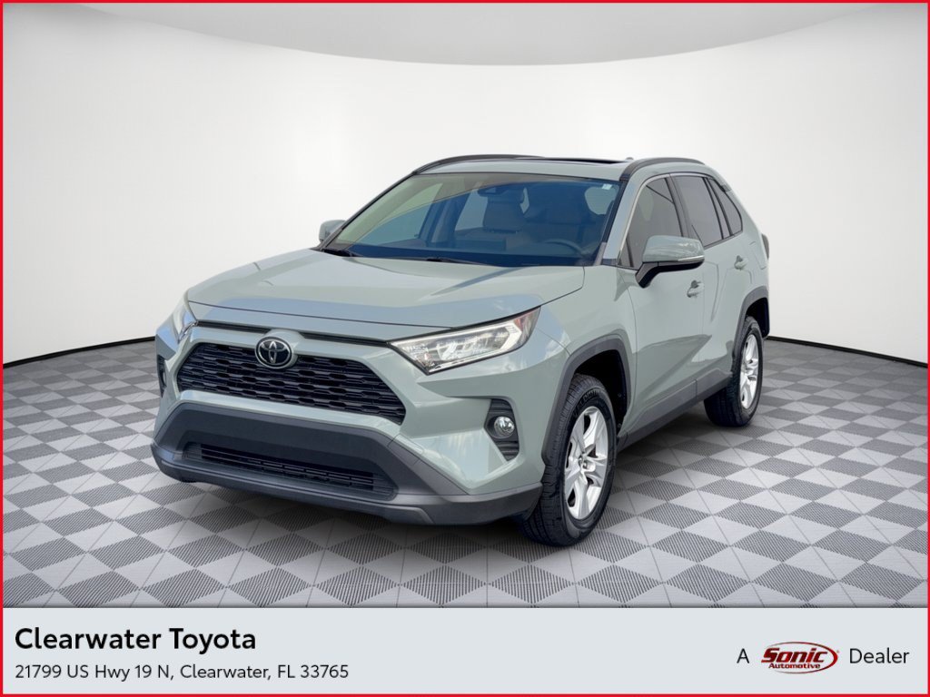 Used 2019 Toyota RAV4 XLE w/ Convenience Package FWD image 1