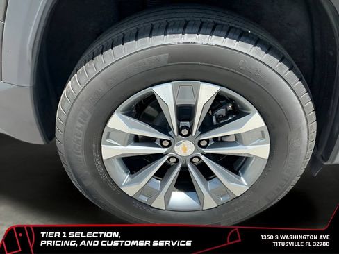 Used 2025 Chevrolet Equinox LT AWD/4WD image 37