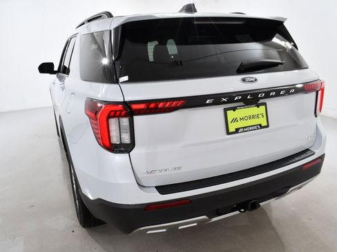 New 2025 Ford Explorer Active w/ Active Comfort Package image 14