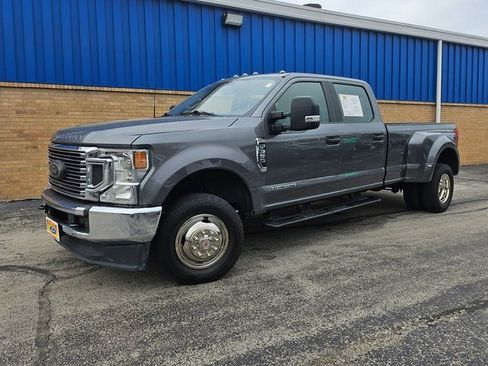 Used 2022 Ford F350 XL w/ STX Appearance Package image 2