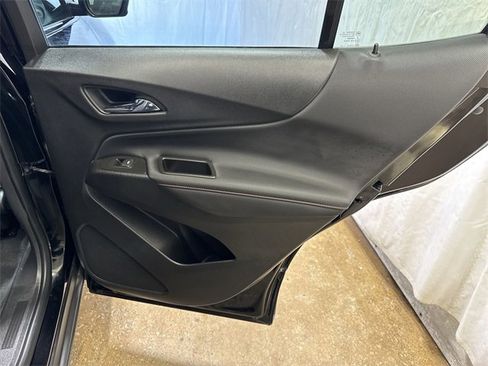 Certified 2024 Chevrolet Equinox RS image 25