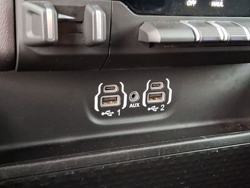 Used 2022 RAM 1500 Big Horn image 23