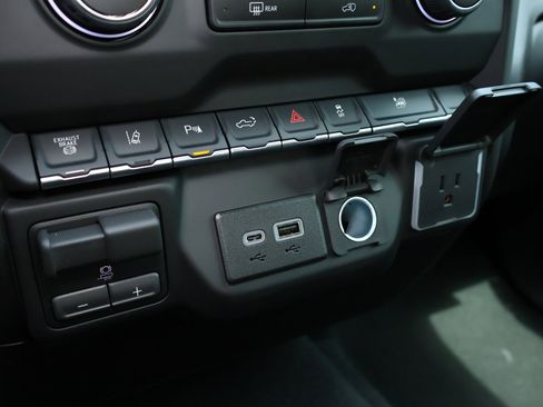 New 2026 Chevrolet Silverado 2500 Custom AWD/4WD image 17