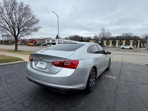 Used 2018 Chevrolet Malibu LT image 12
