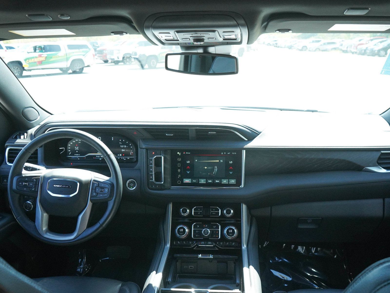Used 2023 GMC Yukon Denali AWD/4WD image 13