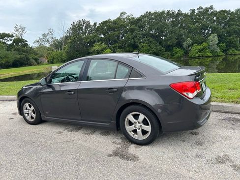 Used 2014 Chevrolet Cruze LT w/ RS Package FWD image 4
