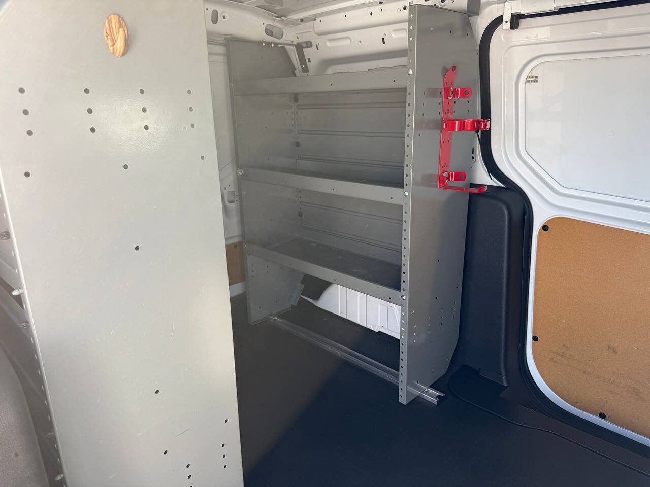 Used 2018 Ford Transit Connect XLT FWD image 26