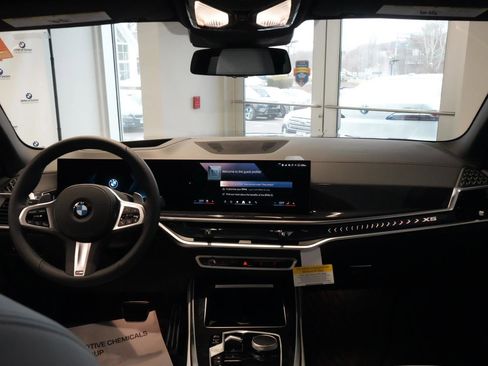 New 2026 BMW X5 xDrive40i w/ M Sport Package image 7