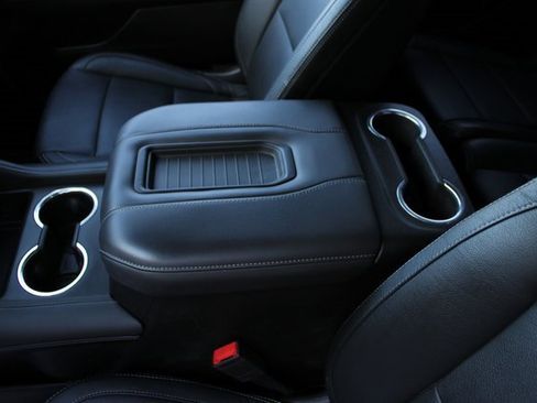 Used 2023 GMC Yukon SLE w/ Max Trailering Package image 28